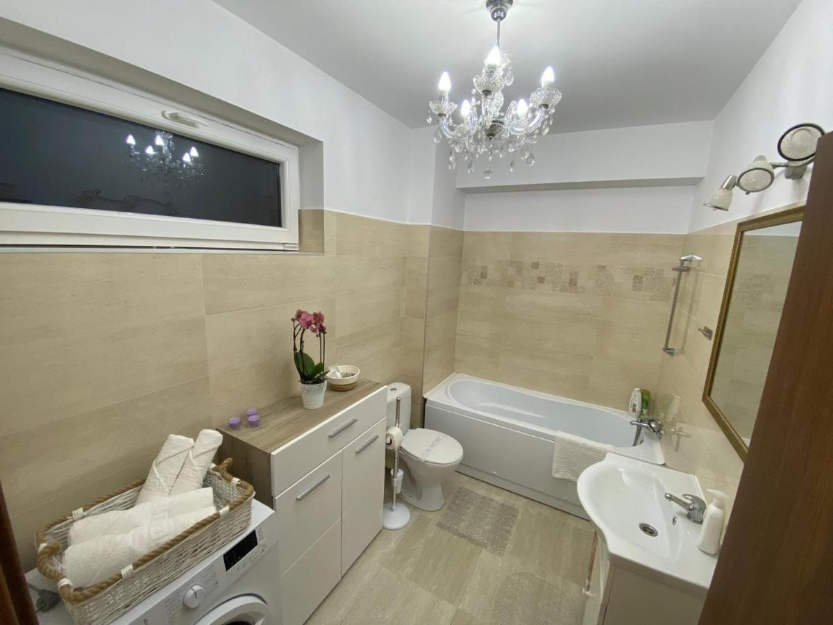 John'S Apartment Alba Iulia Ngoại thất bức ảnh