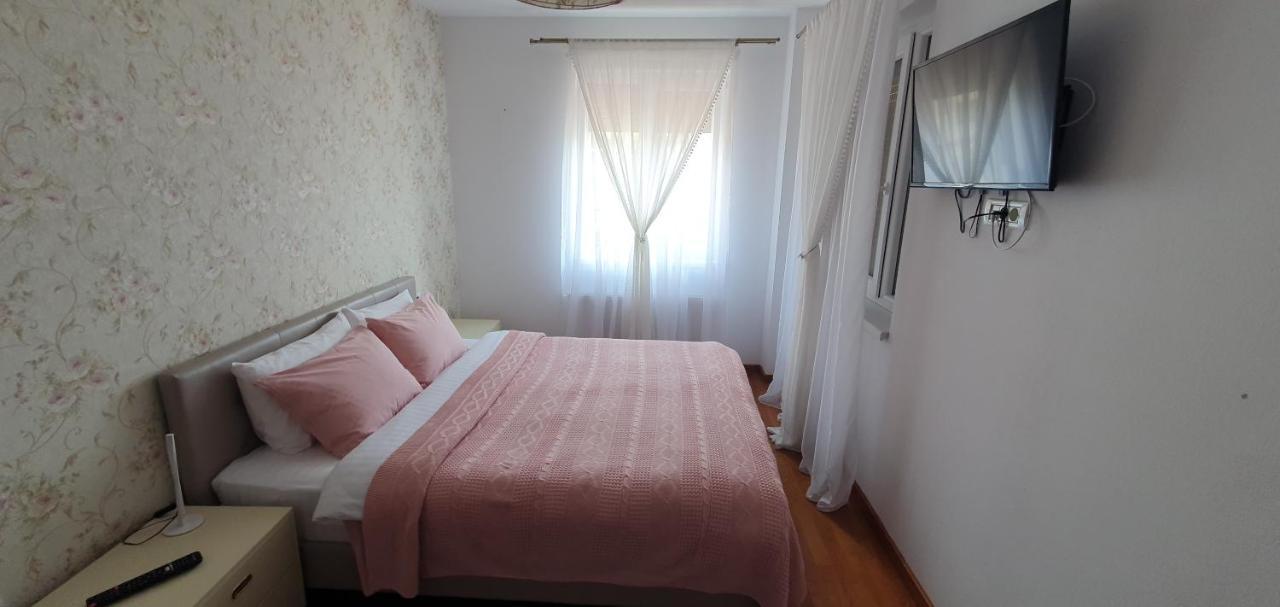 John'S Apartment Alba Iulia Ngoại thất bức ảnh